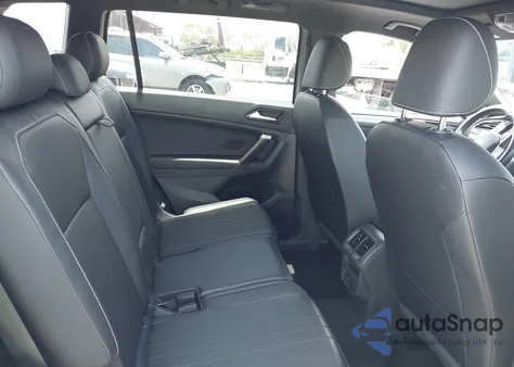 2023 Volkswagen Tiguan 2.0T Se R-Line Black из США, поврежденный, VIN 3VVCB7AX9PM105429